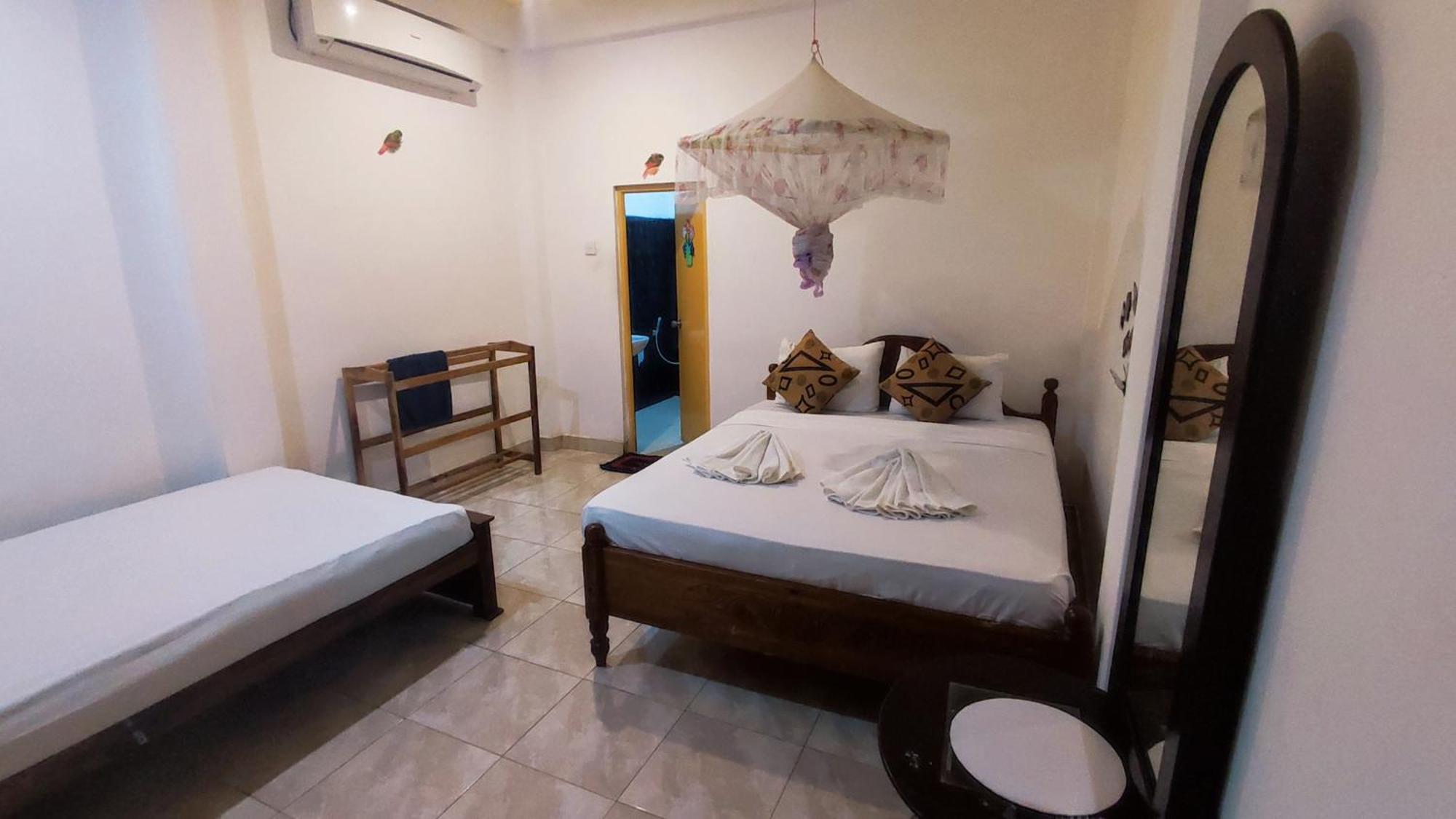 Jaana Guest Hotel สิกิริยา ภายนอก รูปภาพ